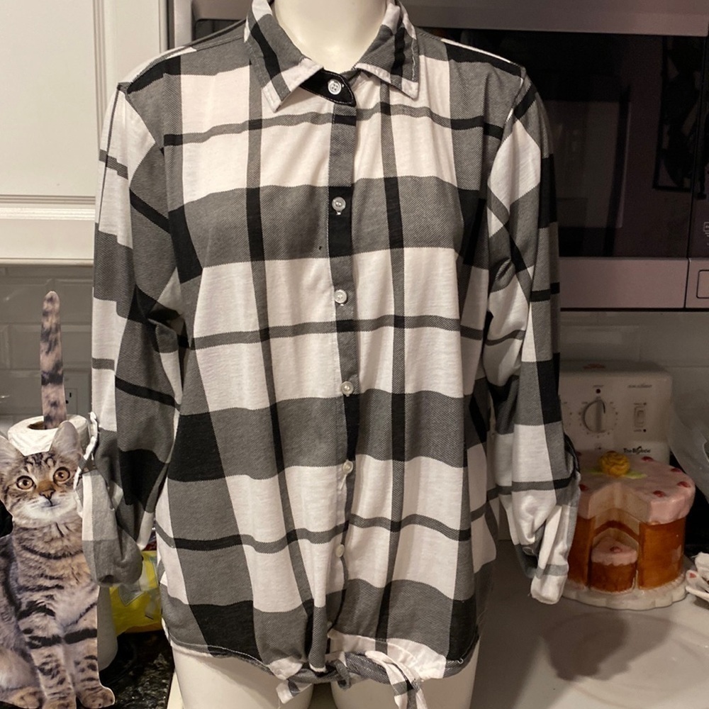 R New York Laundry casual long roll tab sleeve button up plus size shirt 2X